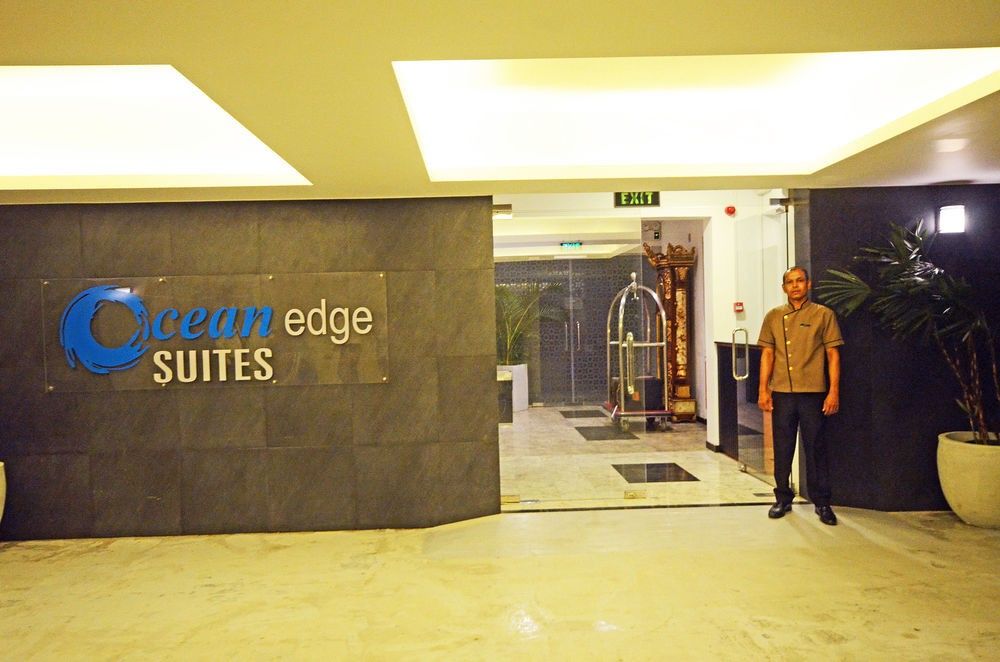Ocean Edge Suites & Hotel Colombo Exterior photo